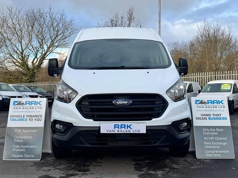 Used Ford Transit Custom 130 HP (95 kW) 2021 White Van