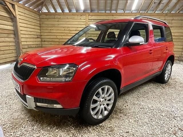 Used Skoda Yeti SE 140 HP (102 kW) 2014 Red SUV