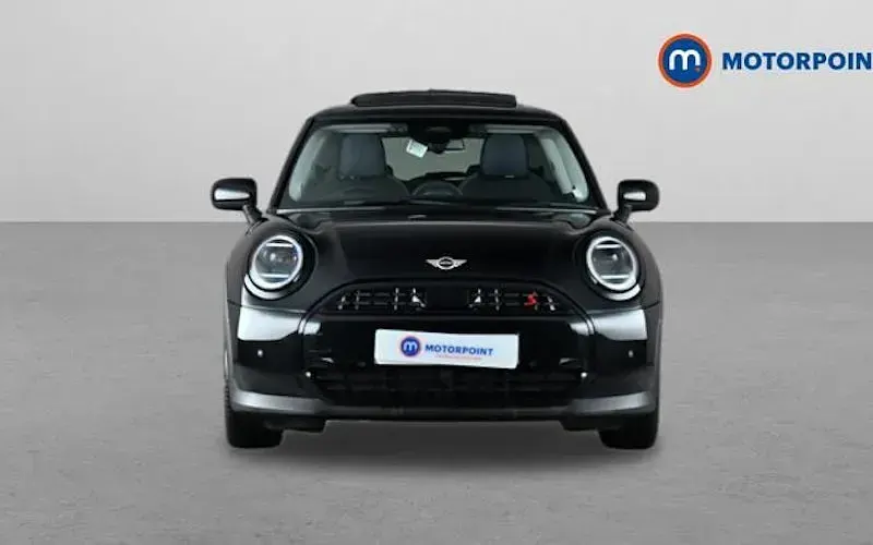 Used Mini Cooper Classic 150 kW (204 HP) 2026 Hatchback