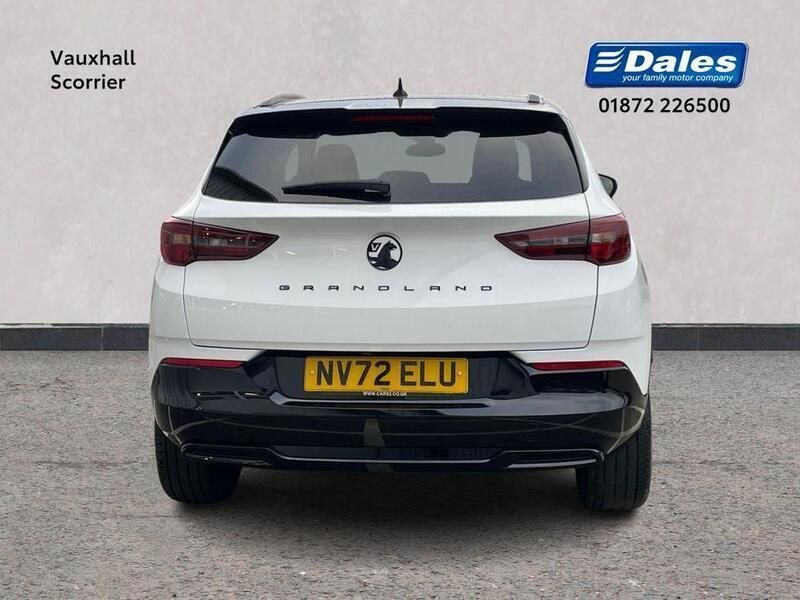White Used 2022 Vauxhall Grandland X GS Line SUV | £18,990 (Expensive) - Image 1/4
