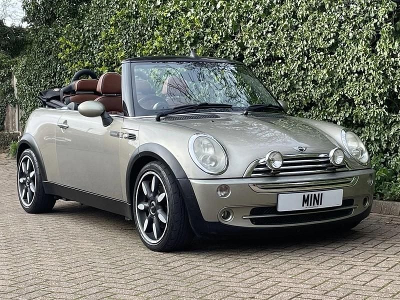 Used Mini Cooper Cabriolet 2007 Sparklingsilver metallic Cabriolet