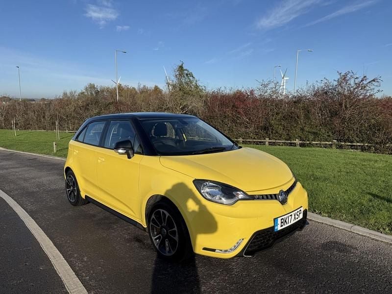 Yellow Used 2017 MG MG3 Hatchback | £3,695 (Super price) - Image 1/4