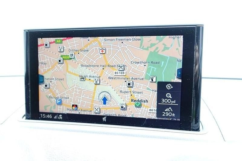 Used Audi A3 Sportback S-Line 150 HP (110 kW) 2016 White Hatchback