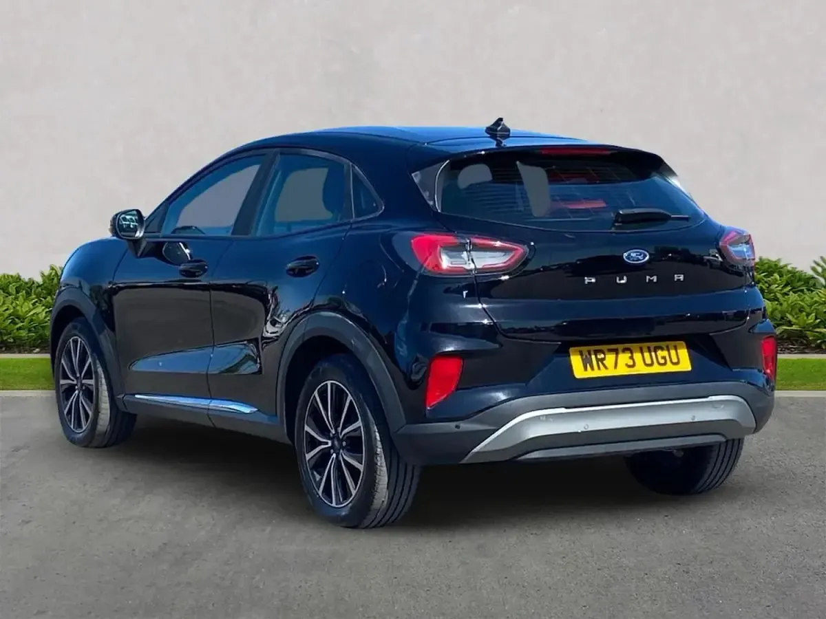 Używany Ford Puma Titanium 2023 Czarny SUV