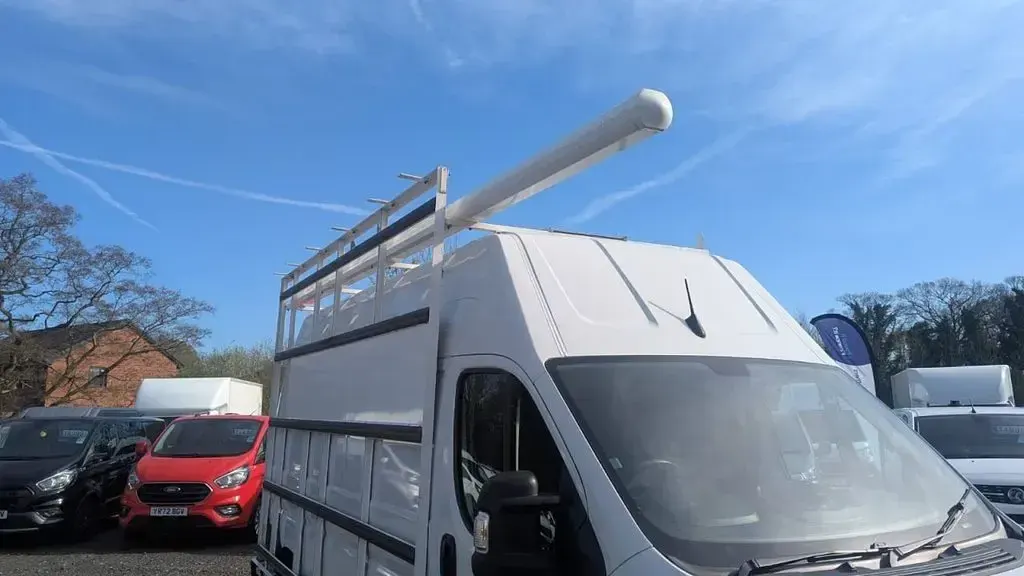 Used Peugeot Boxer 140 HP (102 kW) 2021 White Van