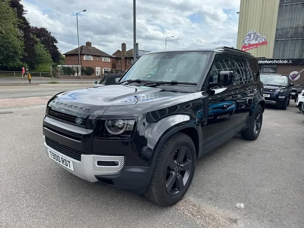 Used Land Rover Defender SE 300 HP (220 kW) 2020 Black SUV