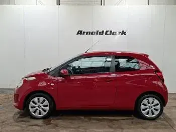 Used Citroën C1 Feel 68 HP (50 kW) 2017 Red Hatchback