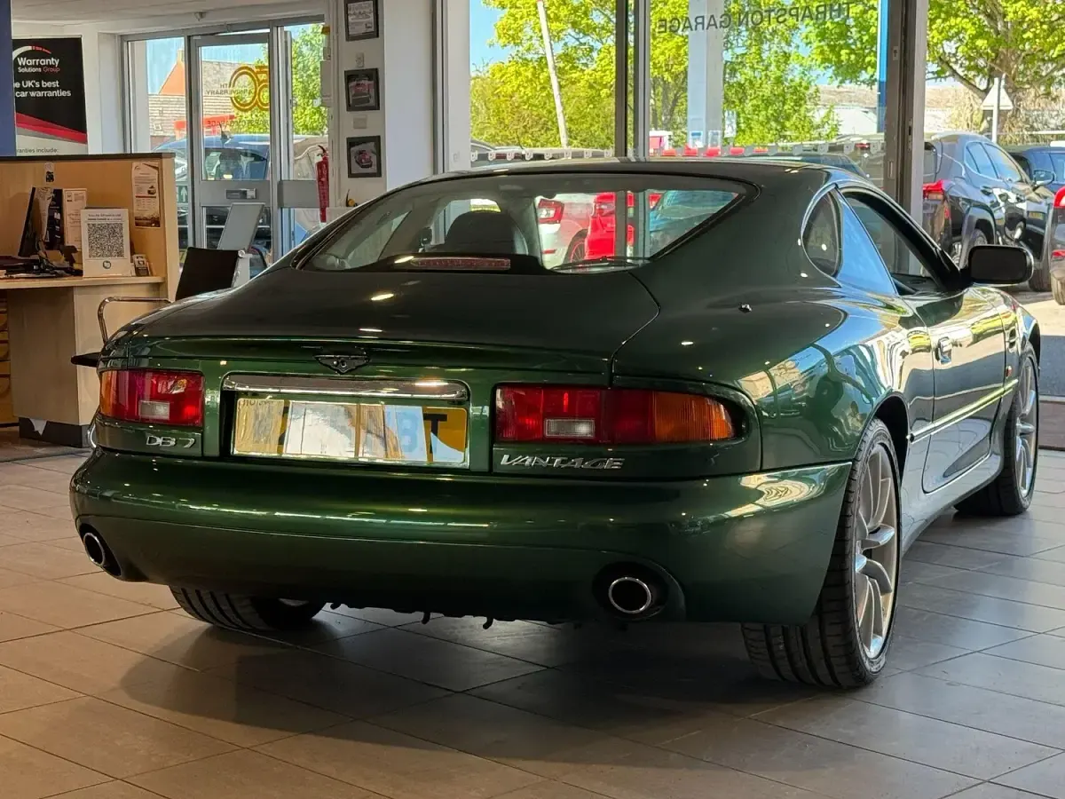 Used Aston Martin Vantage 2000 Green Coupe