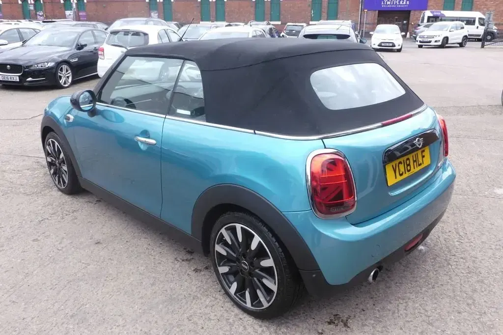 Used Mini Cooper Cabriolet 136 HP (100 kW) 2018 Blue Cabriolet
