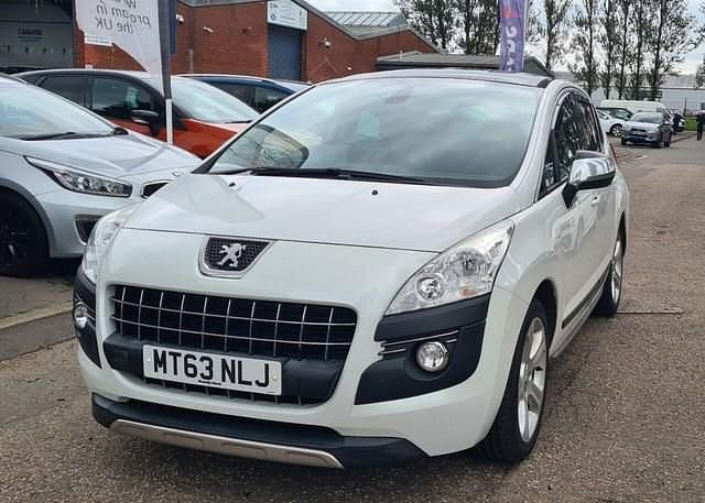 Second-hand Peugeot 3008 Allure 150 CP (110 kW) 2013 Alb Hatchback