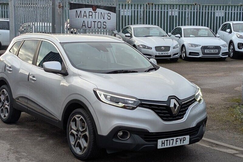 Silver Used 2017 Renault Kadjar Dynamique SUV | £6,950 (Fair price) - Image 1/1