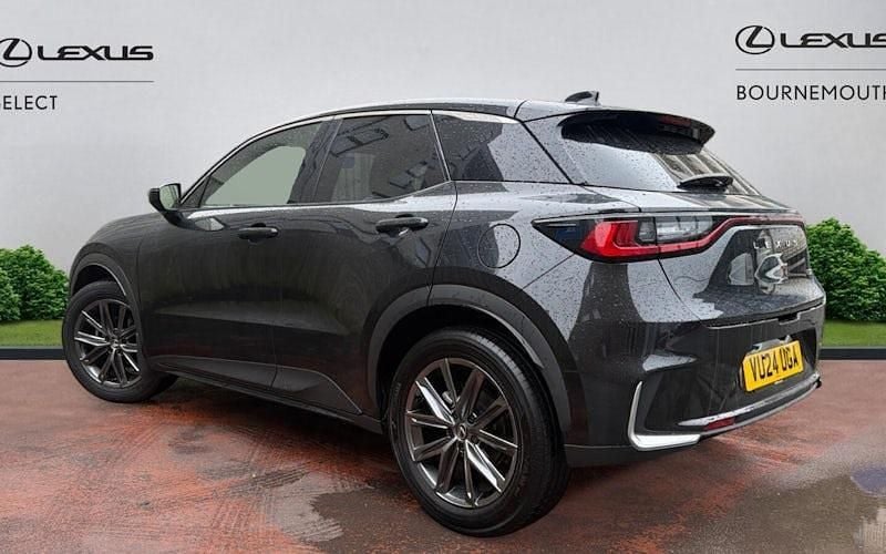 Used Lexus LBX 136 HP (100 kW) 2026 SUV