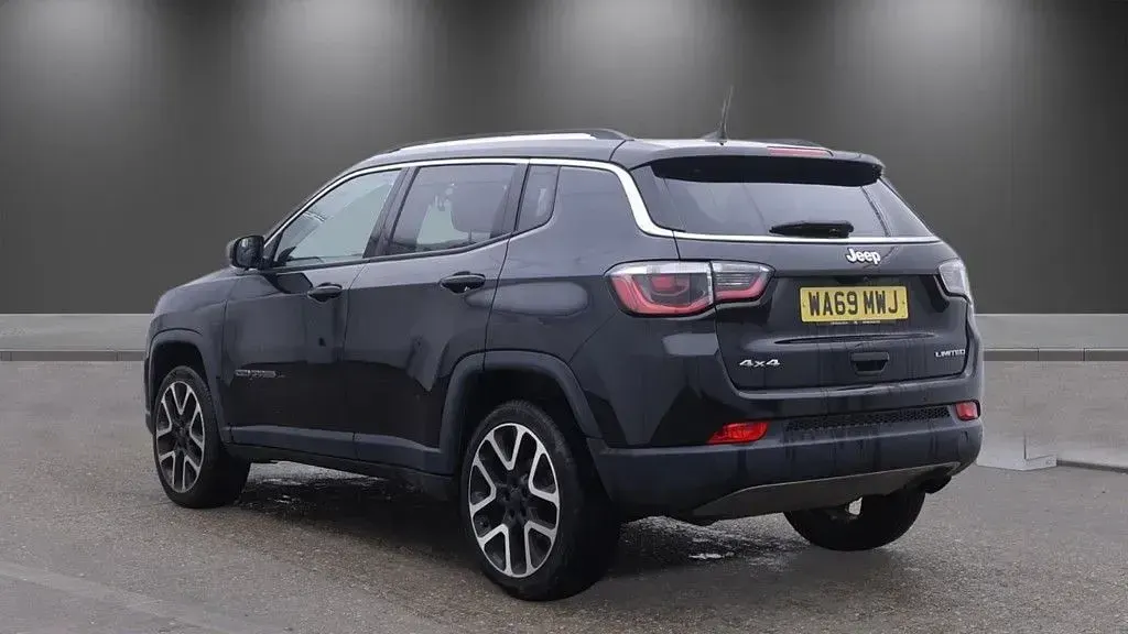 Used Jeep Compass Limited 170 HP (125 kW) 2019 Black SUV