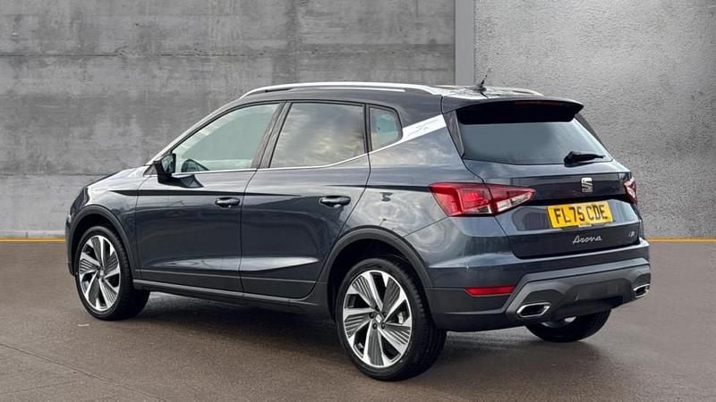 New Seat Arona FR Sport 115 HP (84 kW) 2026 Metallic  magnetic tech grey with black roof SUV