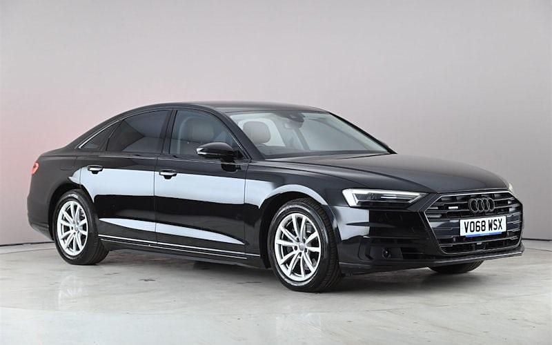 Usado Audi A8 Design 286 HP (210 kW) 2018 Sedan