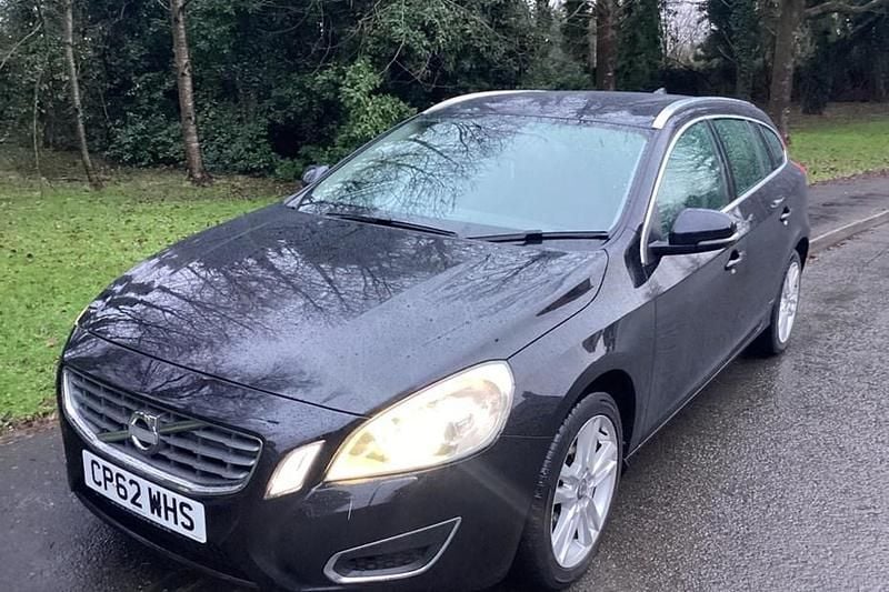 Black Used 2013 Volvo V60 SE Lux Estate | £5,990 (Fair price) - Image 1/1
