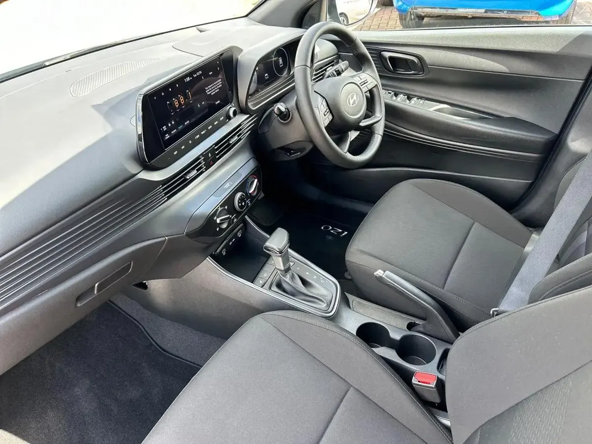 New Hyundai i20 Blackline 90 HP (66 kW) 2026 Blue Hatchback
