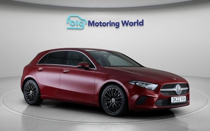 Used Mercedes A180 Executive 136 HP (100 kW) 2022 Red Hatchback