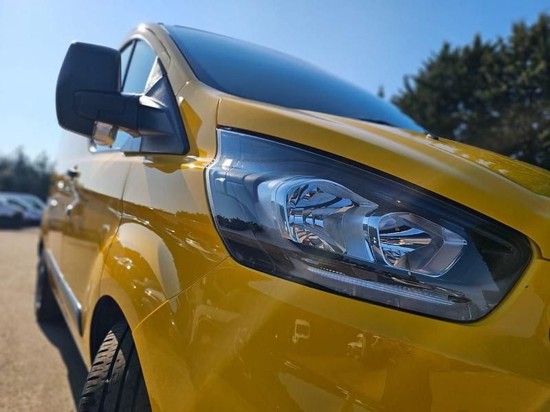Used Ford Transit Custom S 130 HP (95 kW) 2022 Yellow Van
