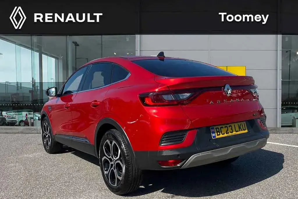 Used Renault Arkana Techno 140 HP (102 kW) 2023 Red SUV