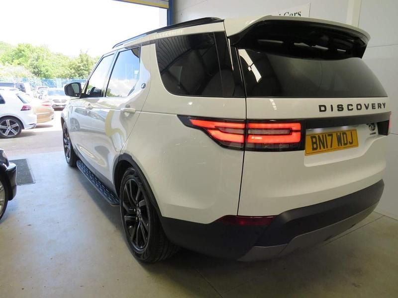 Used Land Rover Discovery 5 HSE 258 HP (189 kW) 2017 White SUV