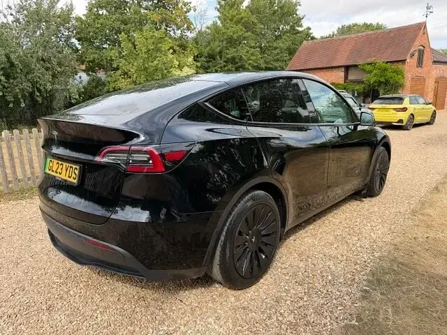 Used Tesla Model Y RWD 219 kW (299 HP) 2023 Black SUV