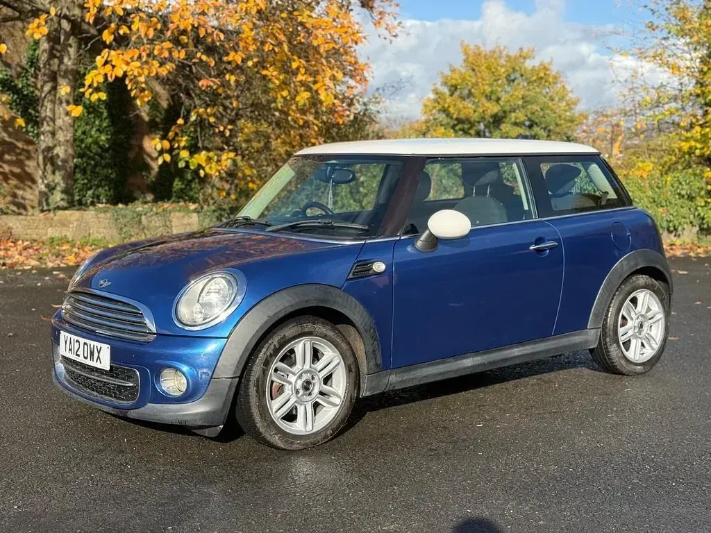 Used Mini Cooper D Hatch 2012 Blue Hatchback