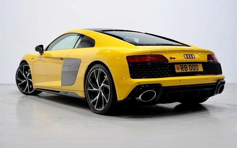 Used Audi R8 Coupé Advanced 570 HP (419 kW) 2021 Yellow Coupe