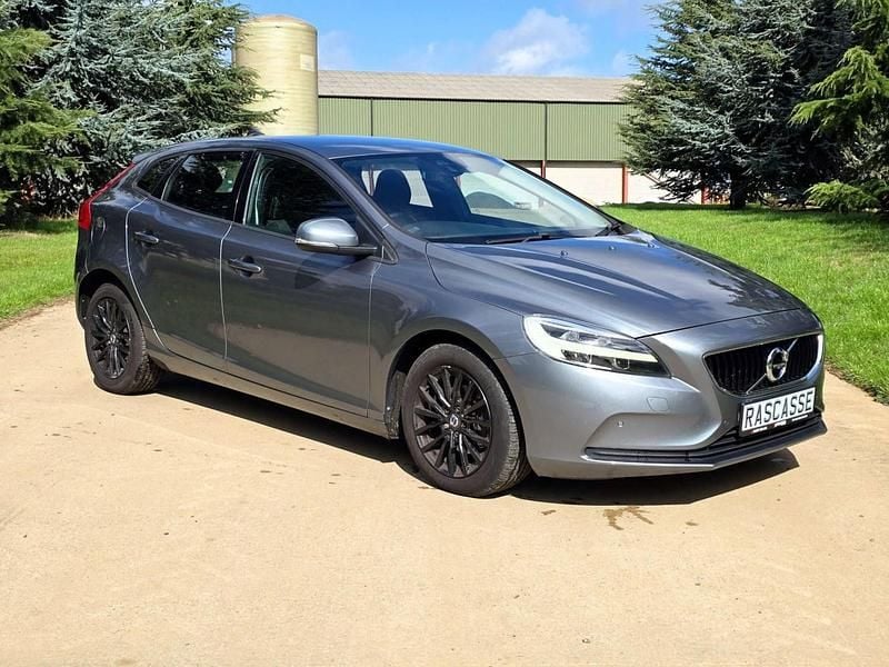 Grey Used 2016 Volvo V40 Momentum Hatchback | £6,695 (Fair price) - Image 1/4
