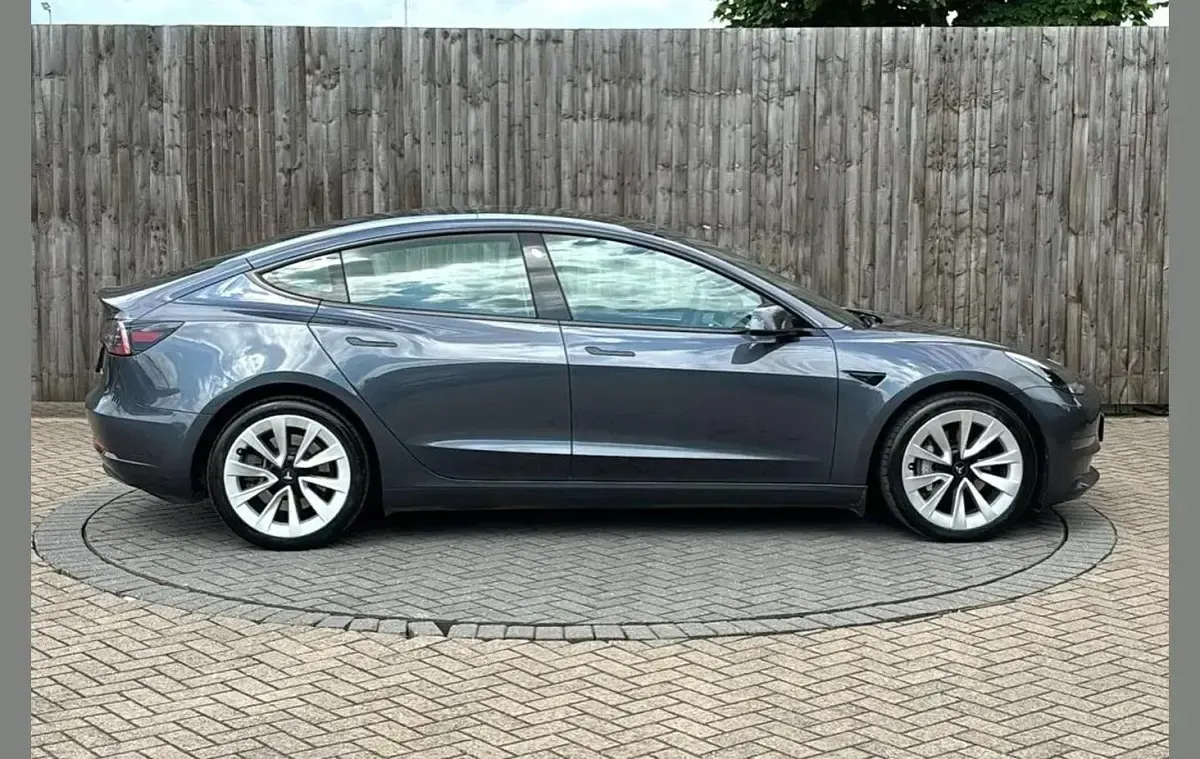 Usado Tesla Model 3 Long Range AWD 366 kW (498 HP) 2023 Cinzento Sedan
