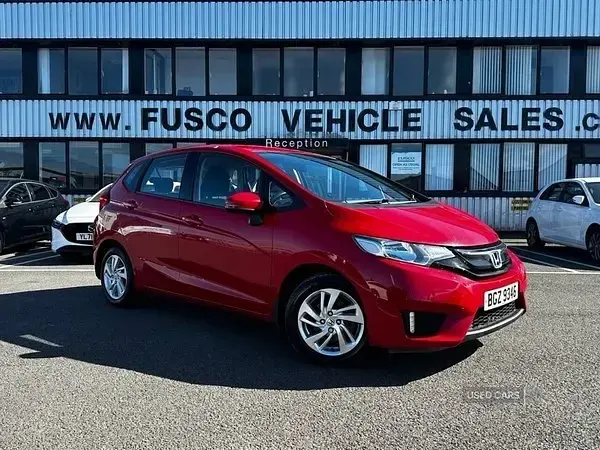 Begagnad Honda Jazz SE 2016 Röd Halvkombi