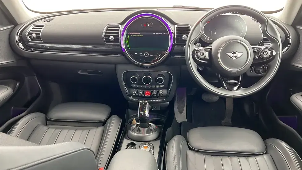 Used Mini Cooper S Clubman Exclusive 176 HP (129 kW) 2021 Red Estate