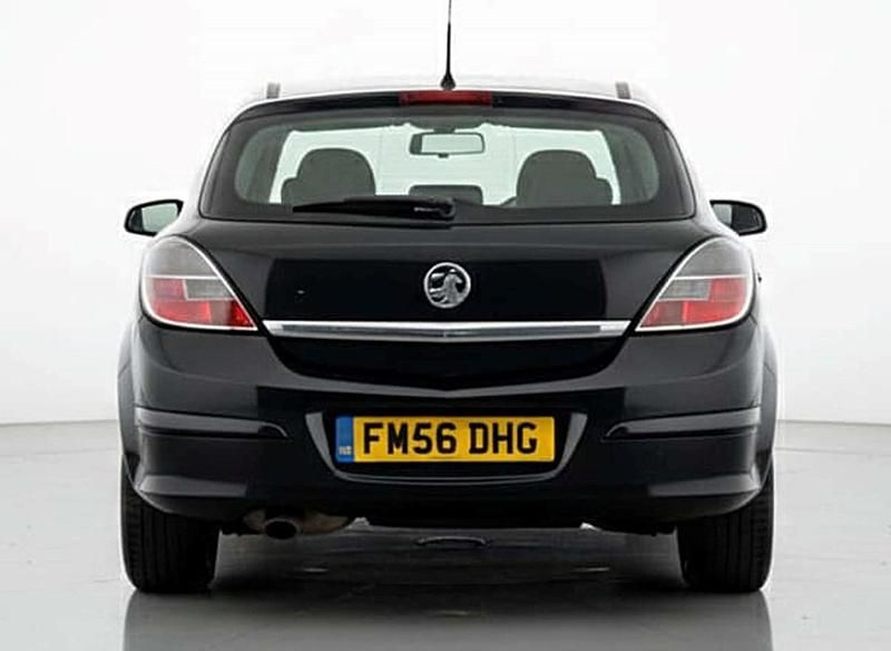 Used Vauxhall Astra 2007 Black Coupe