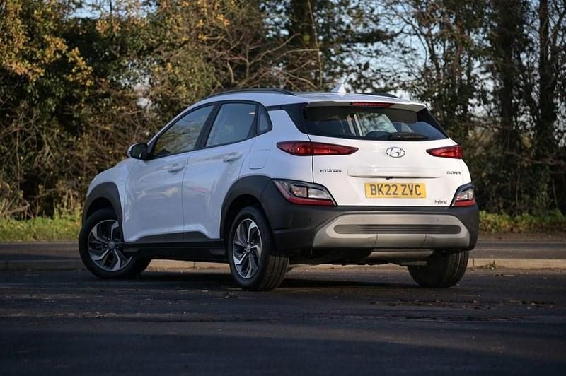 Used Hyundai Kona SE 141 HP (103 kW) 2022 White SUV