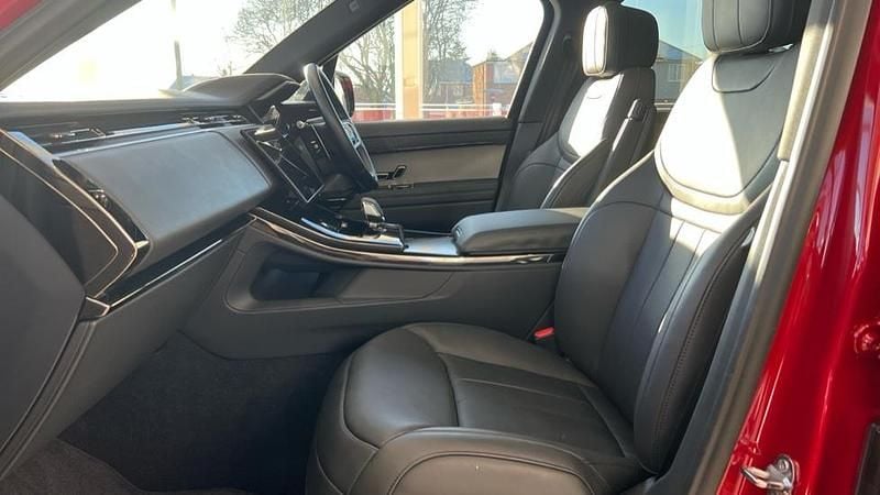 Used Land Rover Range Rover Sport SE Dynamic 460 HP (338 kW) 2024 Red SUV