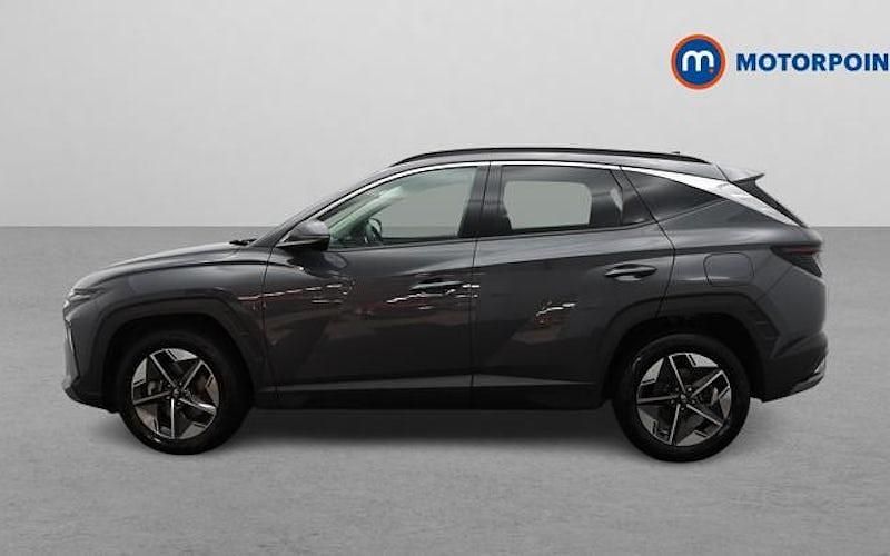 Used Hyundai Tucson Premium 215 HP (158 kW) 2025 Grey SUV