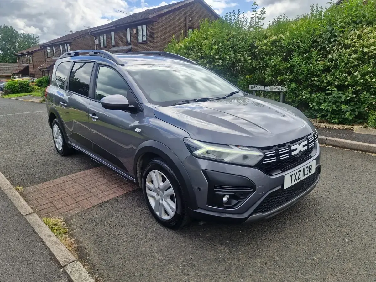 Used Dacia Jogger Expression 110 HP (80 kW) 2023 Grey MPV