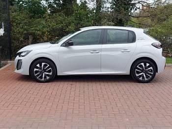 Used Peugeot 208 Style 101 HP (74 kW) 2025 White Hatchback