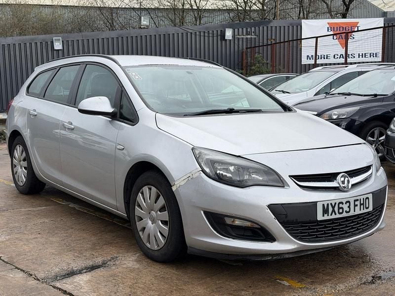 Used Vauxhall Astra 2013 Silver Estate