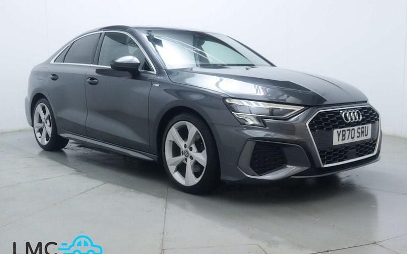 Usado Audi A3 S-Line 150 HP (110 kW) 2024 Sedan