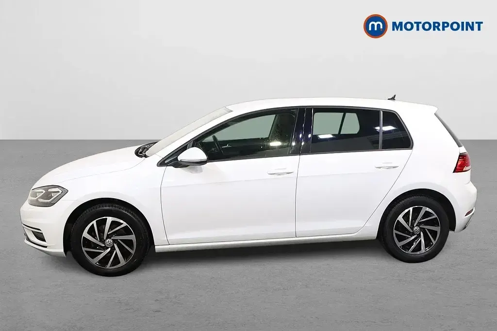Begagnad VW Golf VII Edition 150 HK (110 kW) 2020 Vit Halvkombi