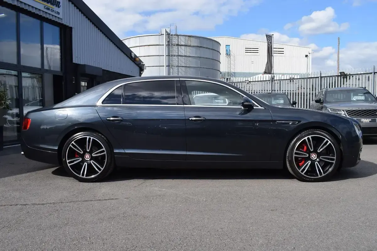 Used Bentley Flying Spur 2016 Black Sedan