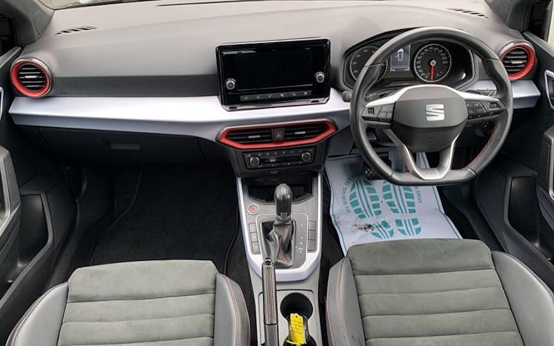 Used Seat Arona FR 110 HP (80 kW) 2022 SUV