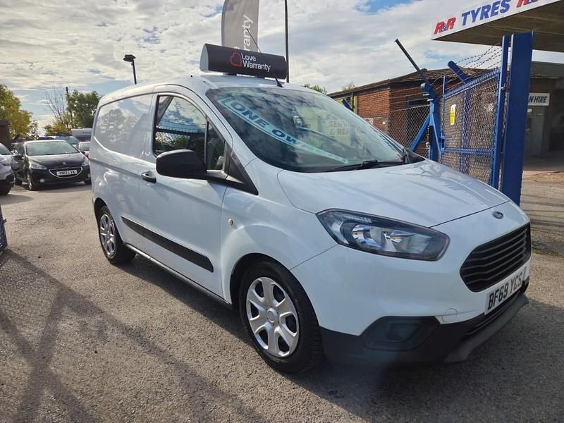 White Used 2019 Ford Transit Trend | £4,995 (Super price) - Image 1/4