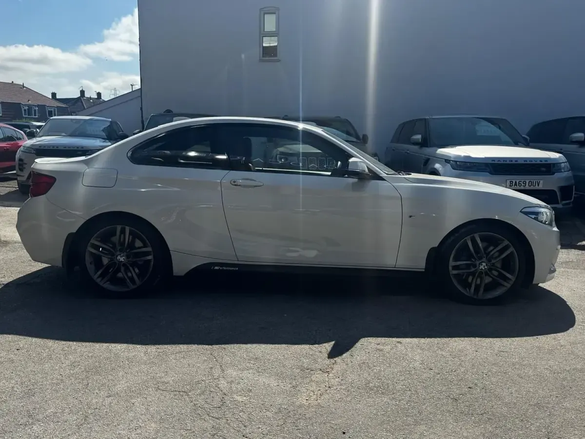 Used BMW 220 M Sport 2018 White Coupe