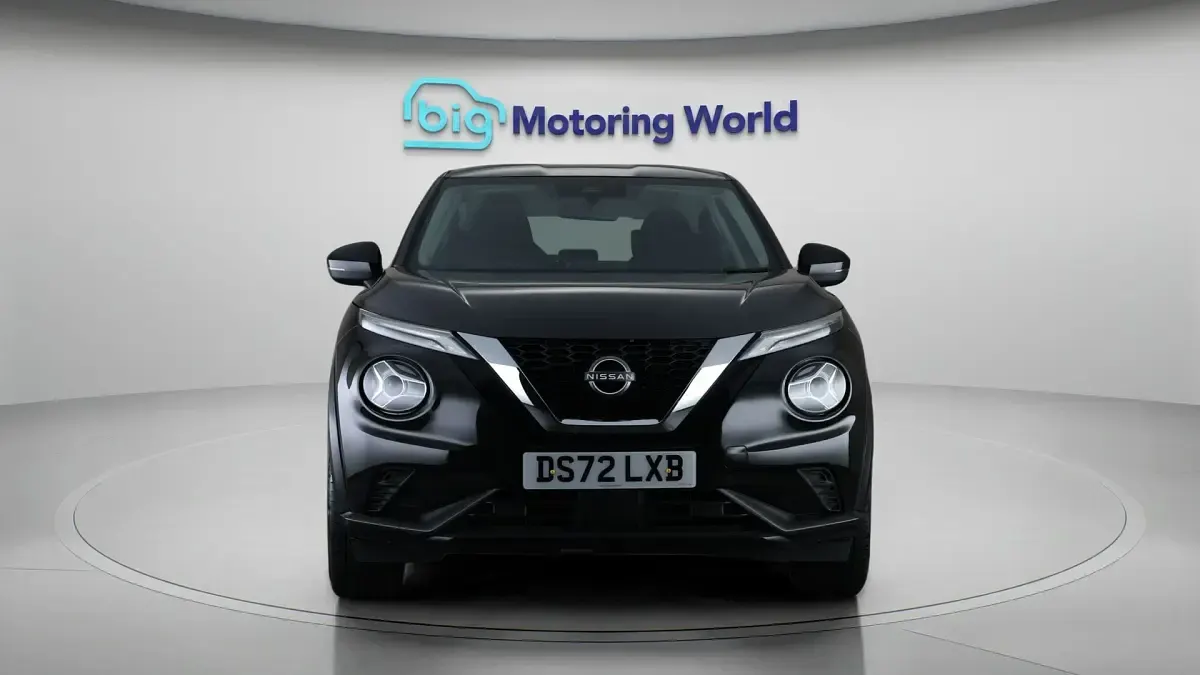 Used Nissan Juke Acenta 114 HP (83 kW) 2022 Black SUV