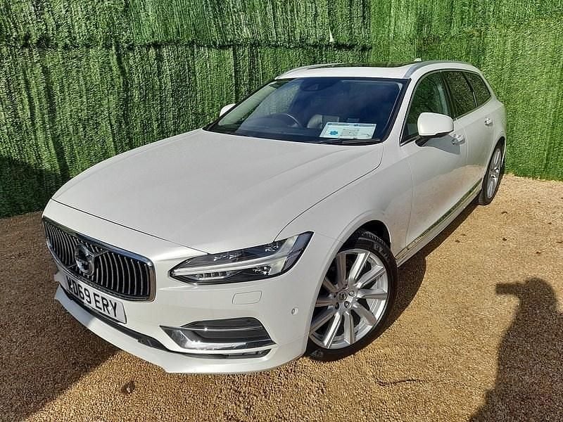 Used Volvo V90 Inscription 190 HP (139 kW) 2019 White Estate