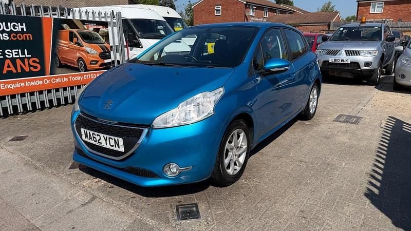 Used Peugeot 208 Active 82 HP (60 kW) 2012 Blue Hatchback