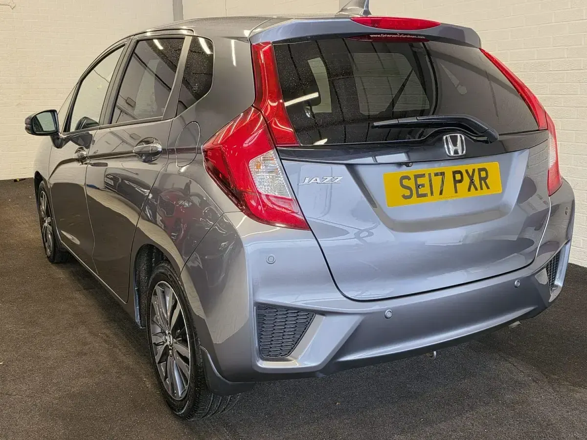 Used Honda Jazz EX 102 HP (75 kW) 2017 Grey Hatchback