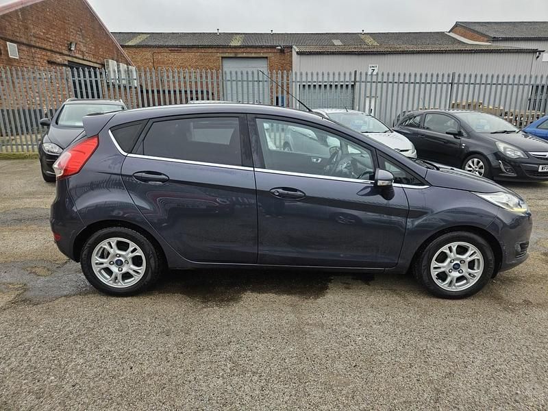 Used Ford Fiesta Titanium 2014 Grey Hatchback